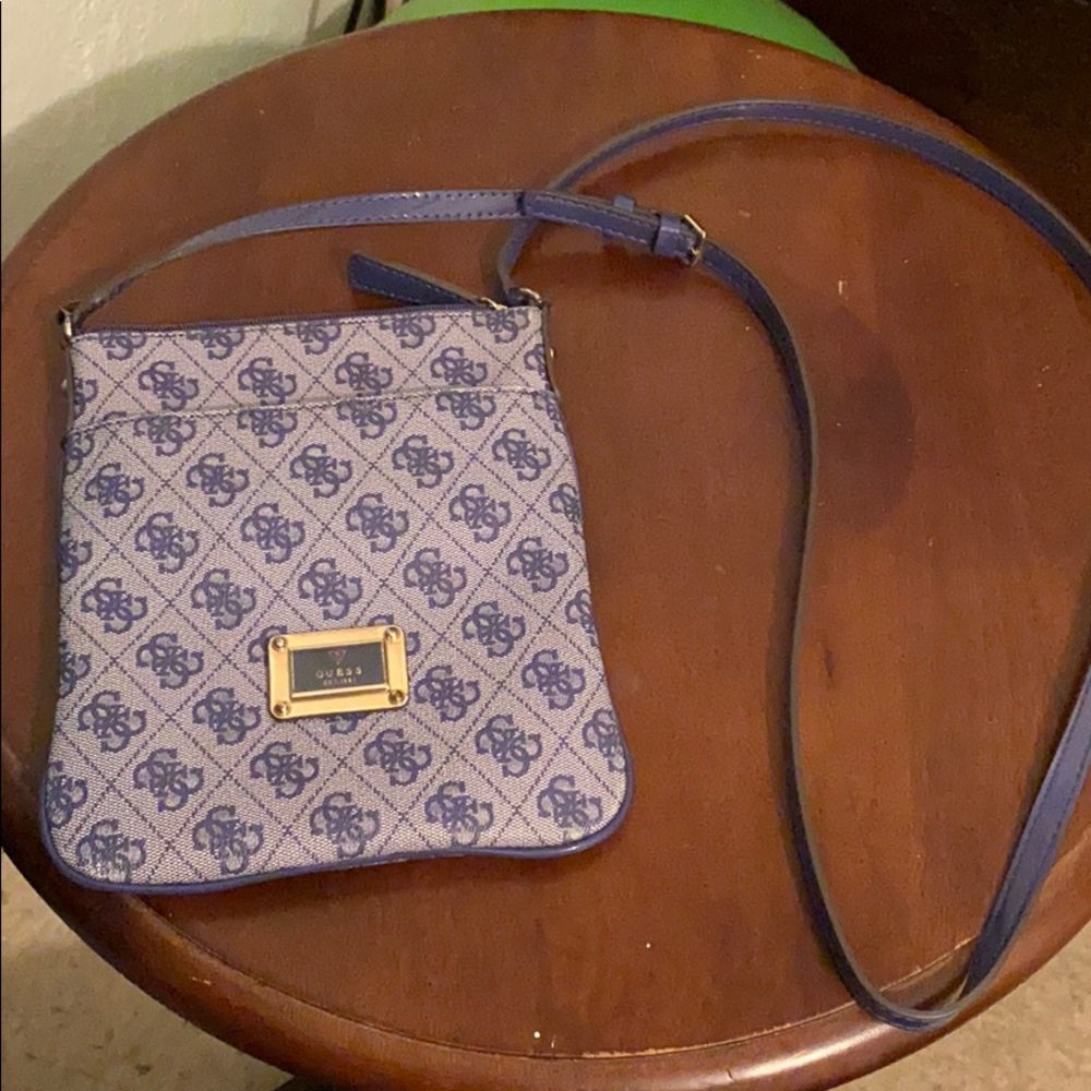 Guess crossbody bag